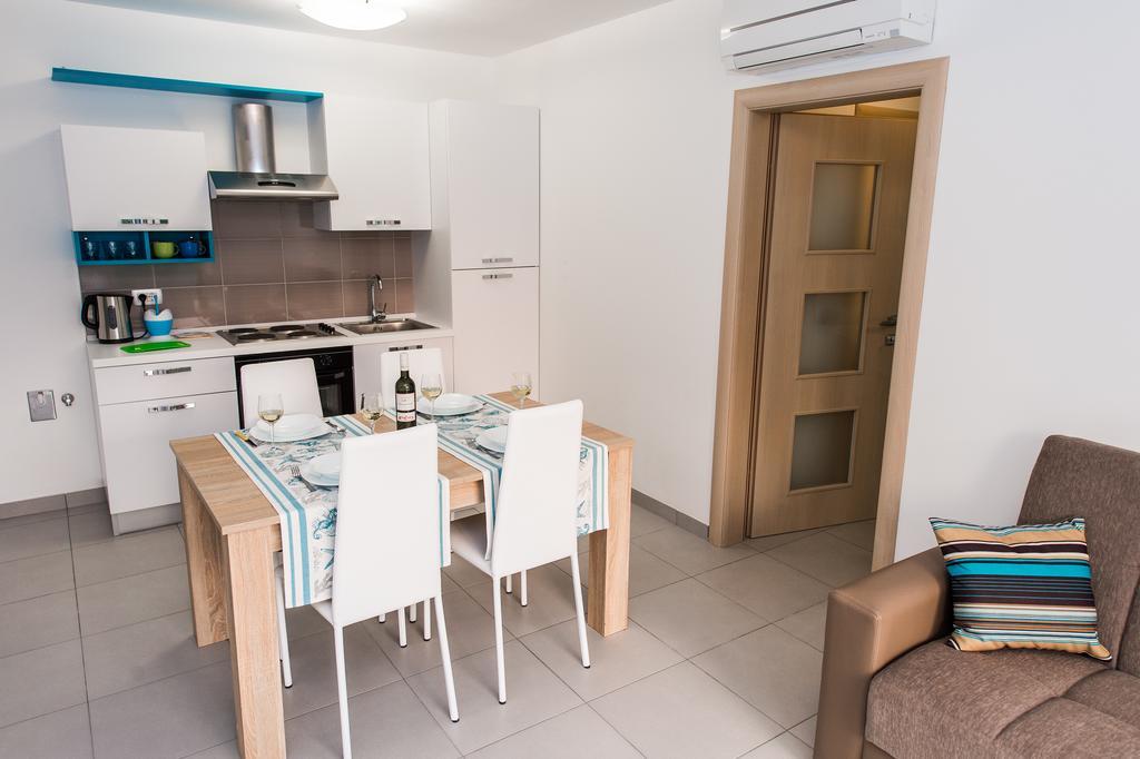 Blue Sky Apartments Rogoznica  Exterior photo