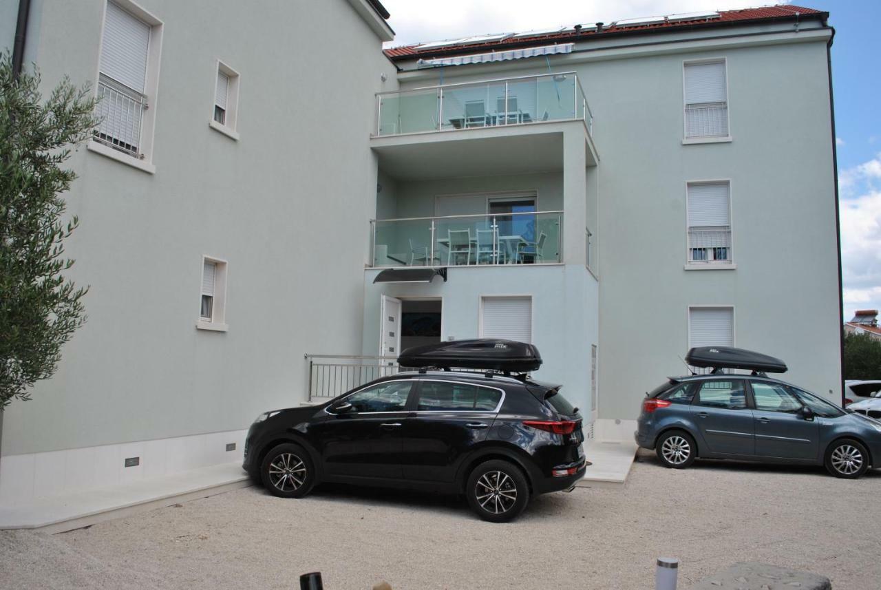 Blue Sky Apartments Rogoznica  Exterior photo